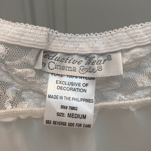 SEDUCTIVE WEAR WHITE LACE CHEMISE - Picture 2 of 3